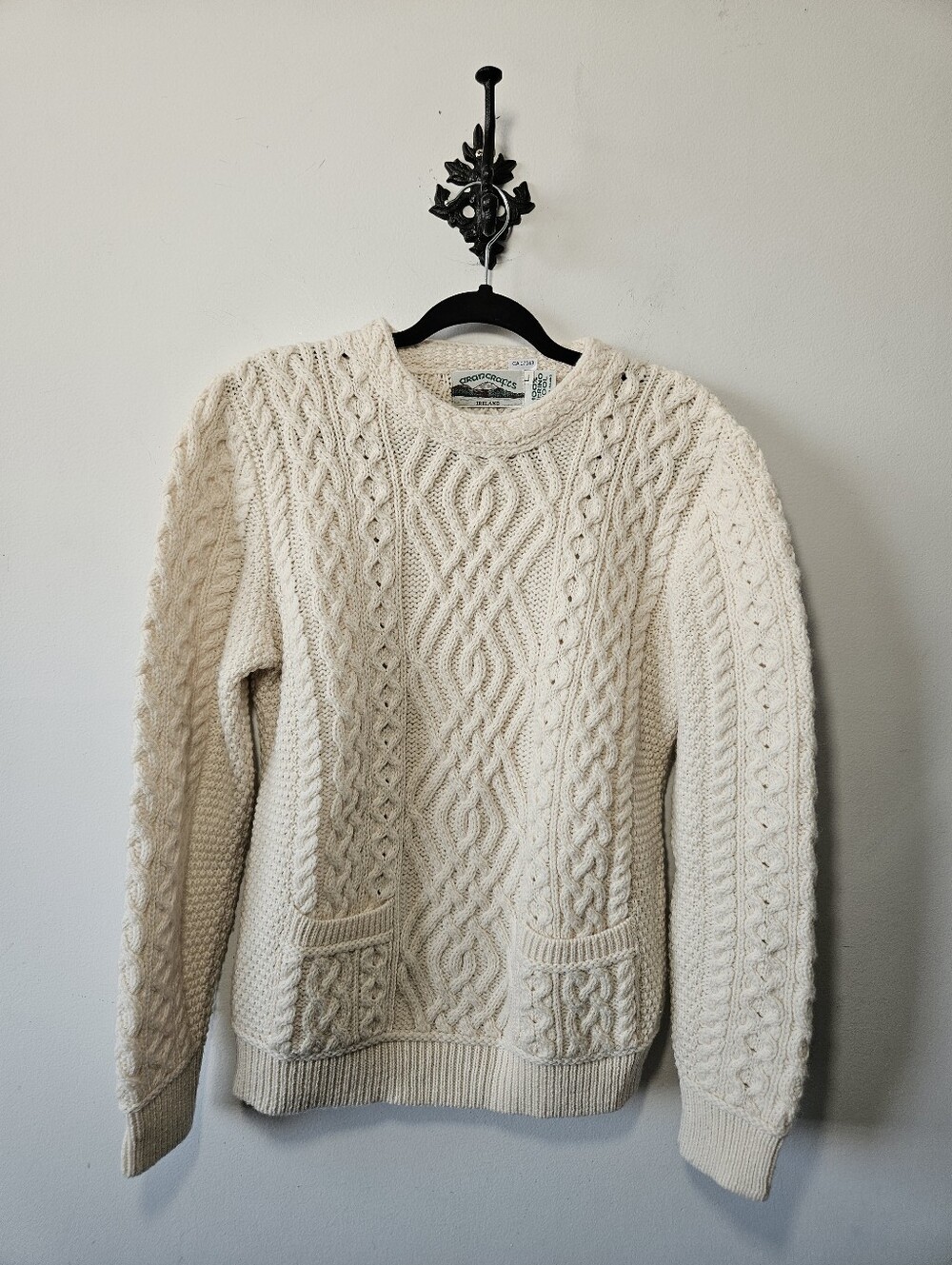 Aran Crafts Cable Knit Sweater Size L 100% Merino Wool Irish Fisherman EUC